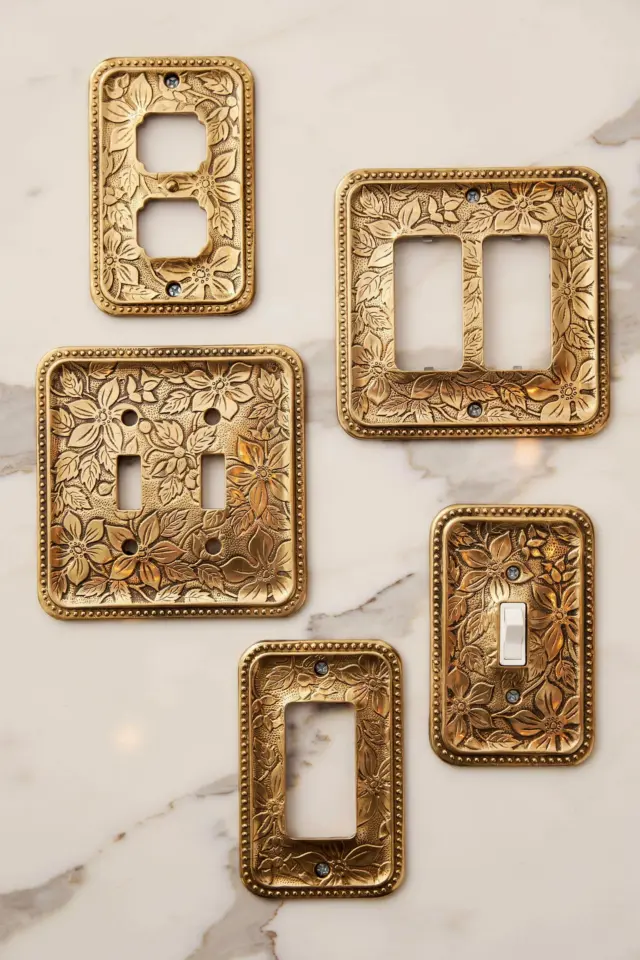 Vintage Etched Metal Floral Switch Plate | Anthropologie Style on a Budget | Thrift Store Decor Find